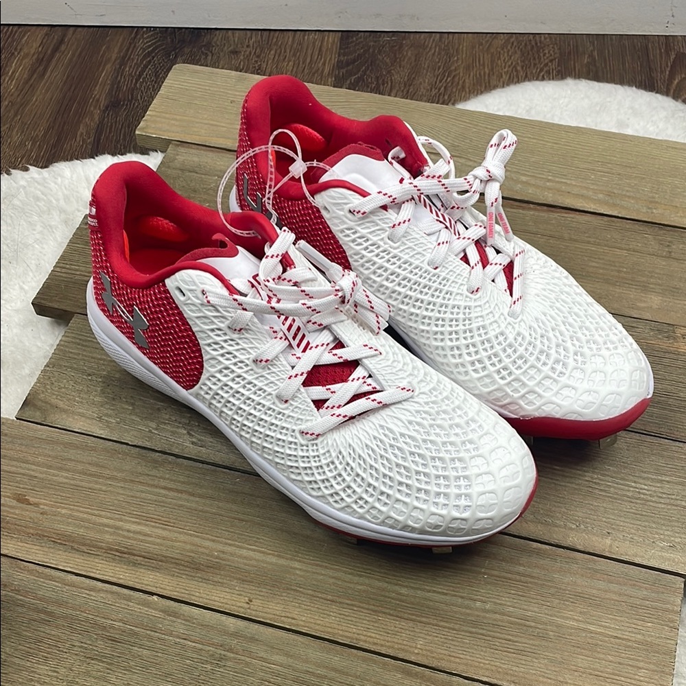 Under Armour NWOT Glyde 2 MT Softball Cleats White Red
